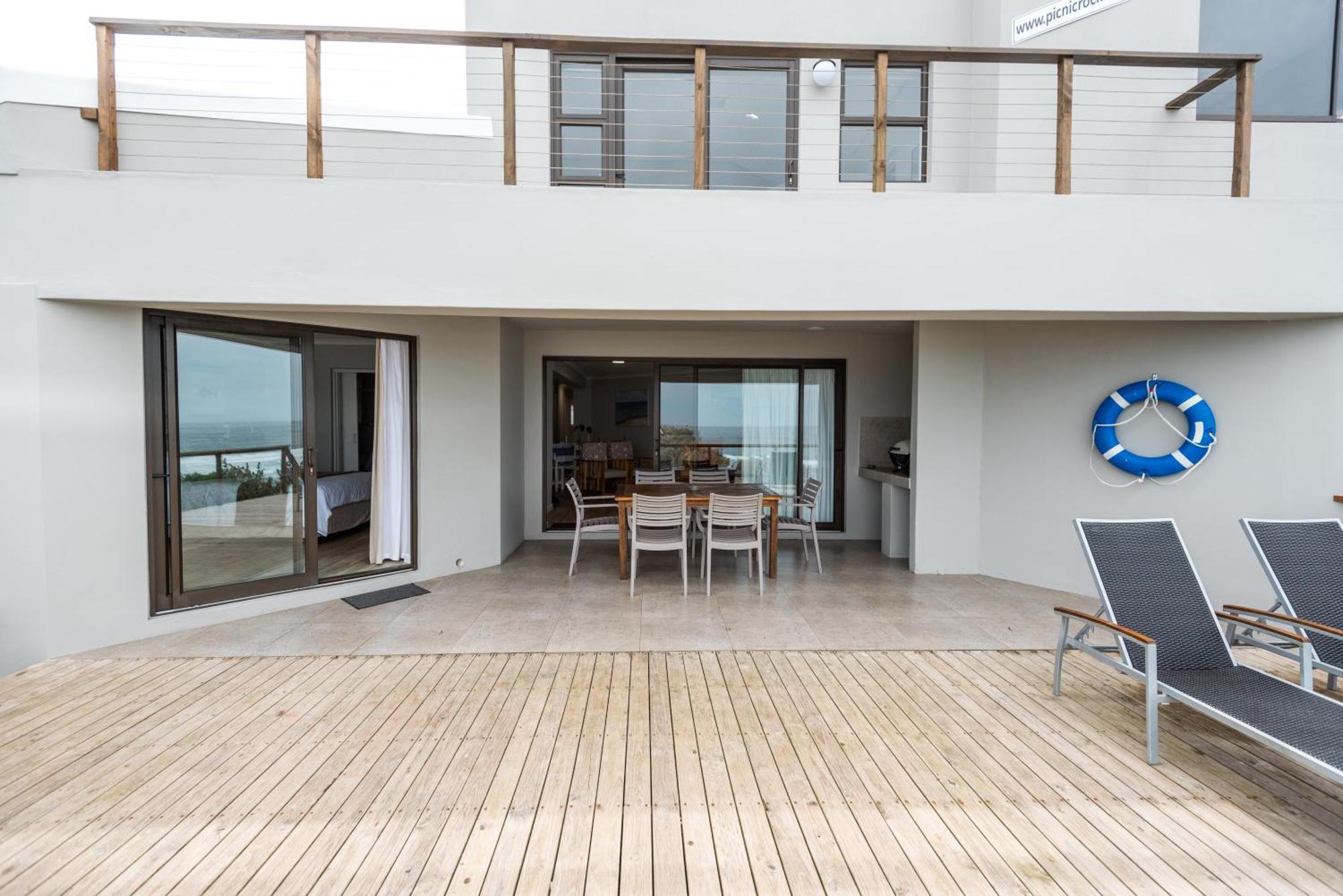 Picnic Rock Seaside Accommodation Keurboomstrand Quarto foto